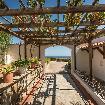 Aparthotel Ambelos 3*